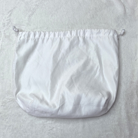 Brighton White Dust Bag - Picture 2 of 4